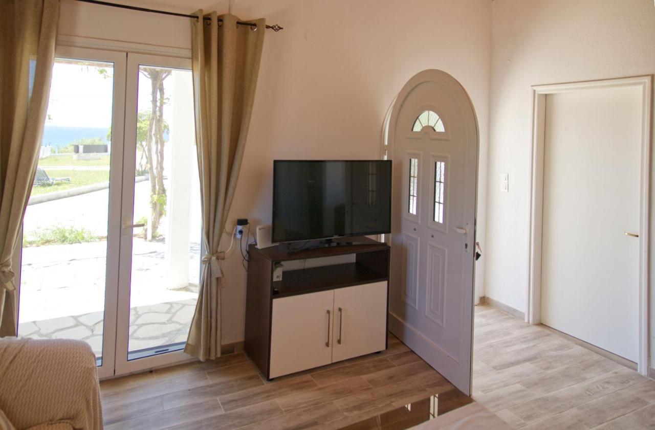 Villa Riviera Agios Georgios  Exterior photo