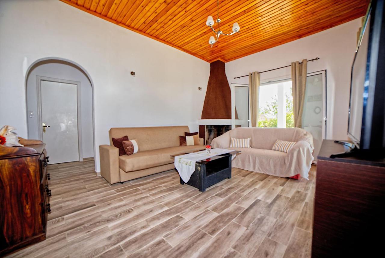 Villa Riviera Agios Georgios  Exterior photo